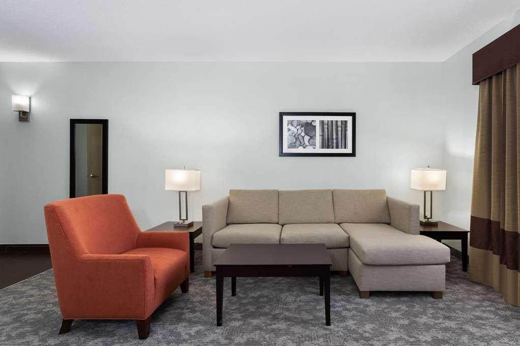 Отель La Quinta By Wyndham Bonita Springs Naples North Номер фото